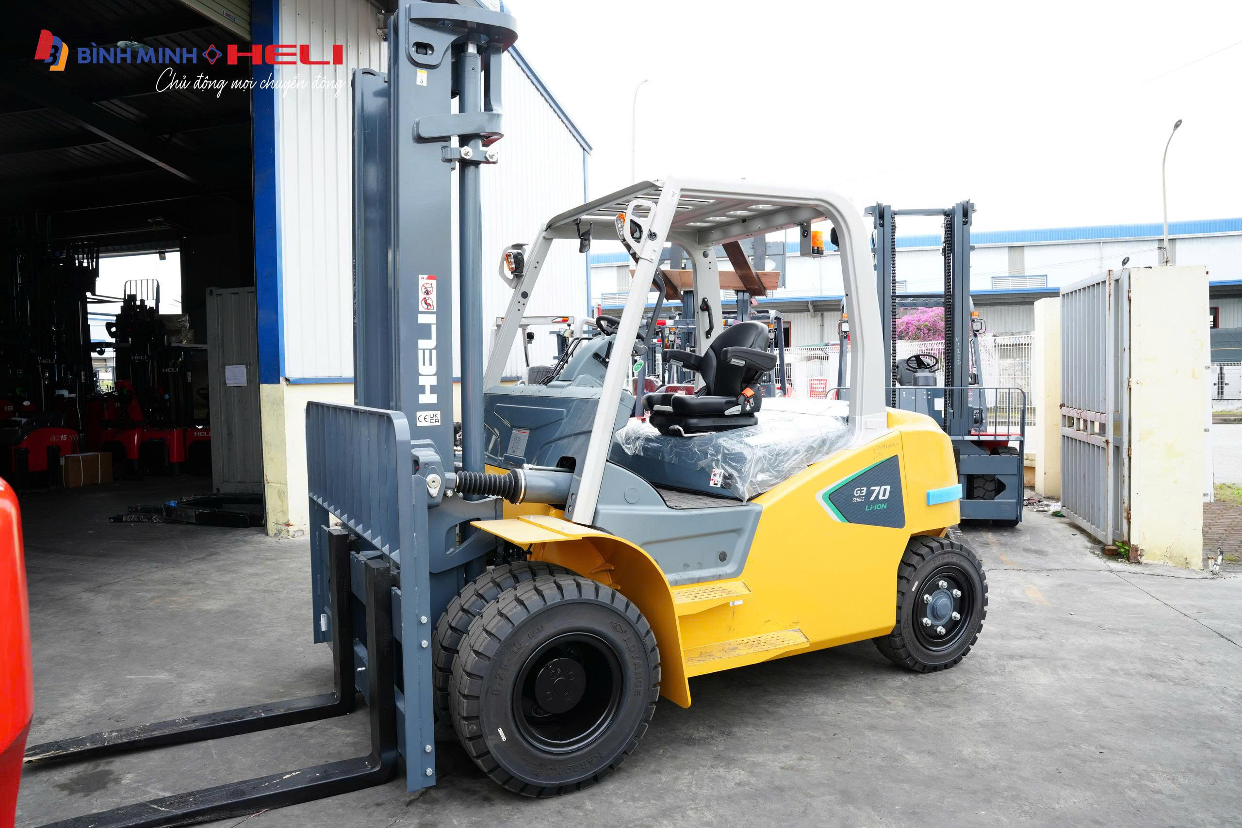 Xe nâng điện 7 tấn pin lithium mới 100%