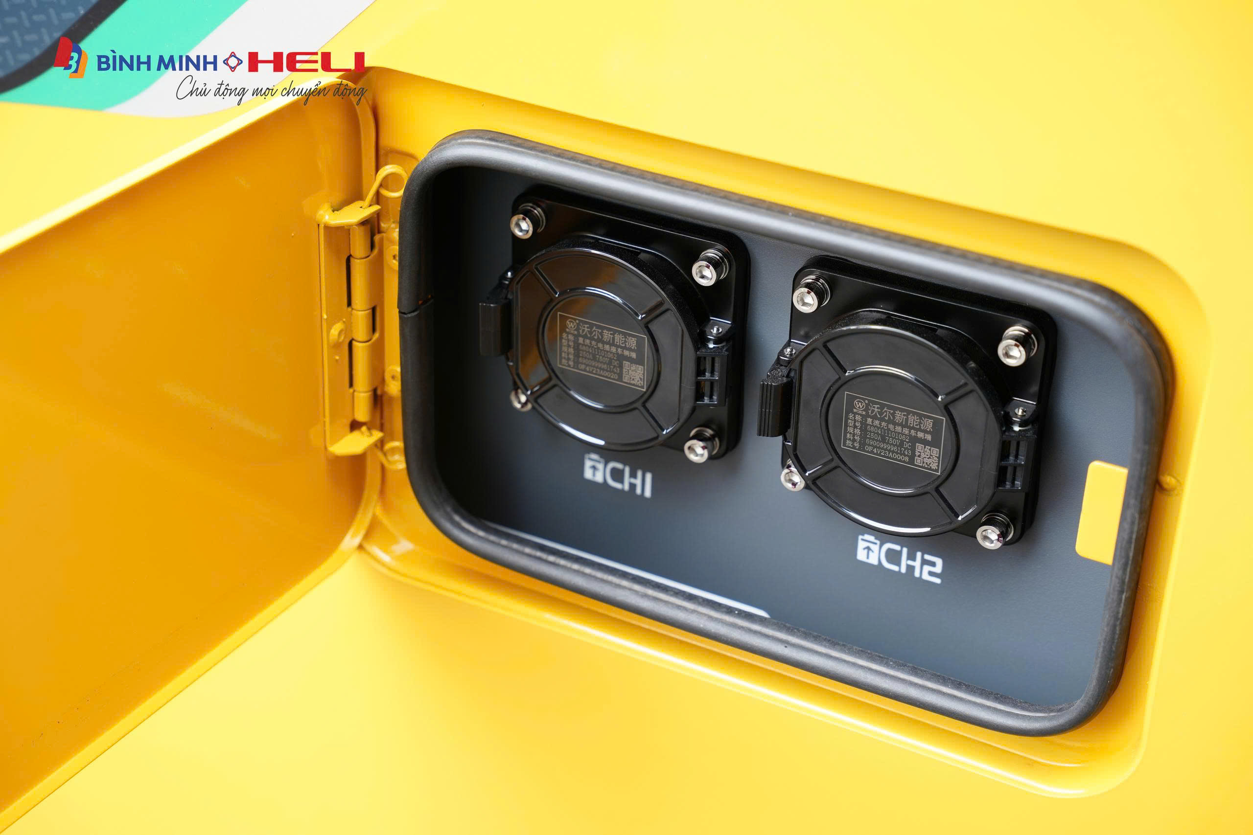 Xe nâng điện 7 tấn pin lithium mới 100%